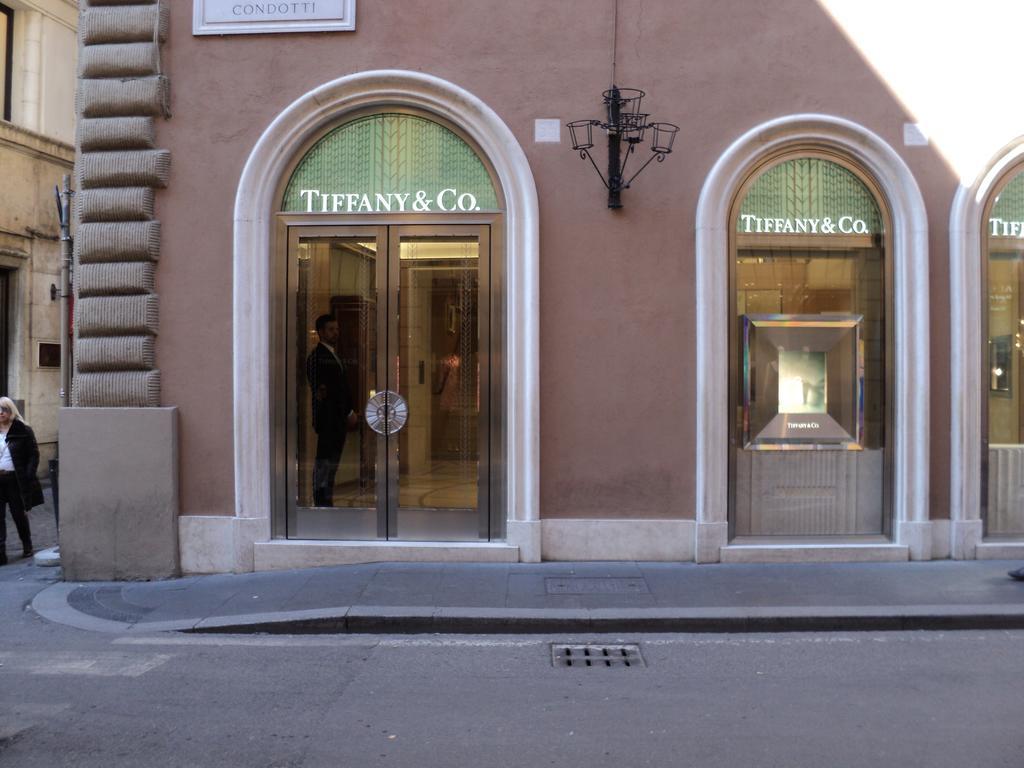 Piazza Venezia And Terrace Rom